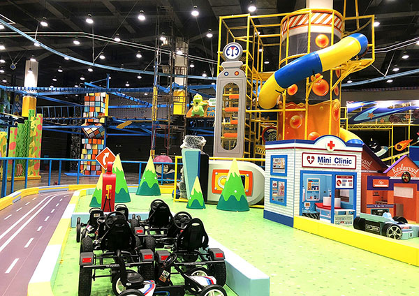 Racing Track Indoor Playground1