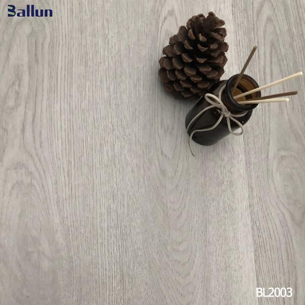Easy Installation Handscraped Surface Texture 4mm SPC Floor for Engineered Flooring