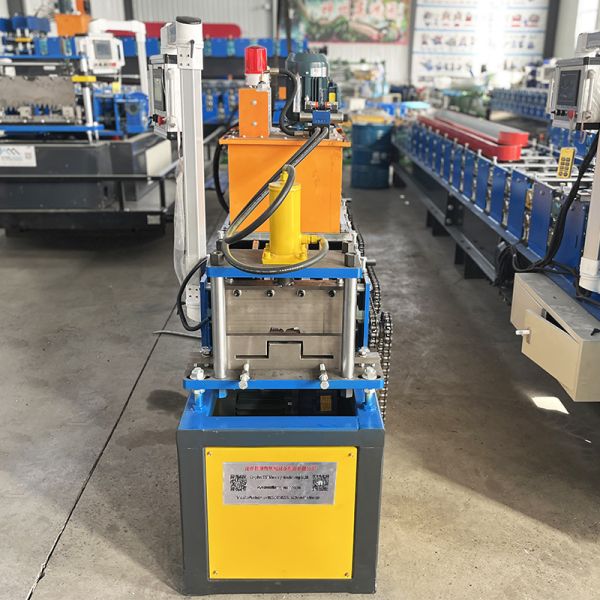 PPGI Color Steel Automatically Customzied Hat Profile Gutter Making Roll Forming Machine