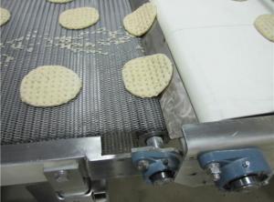 China Biscuit Baking Honeycomb Food Conveyor Belt Flat Flex Design Anti Corrosion on sale