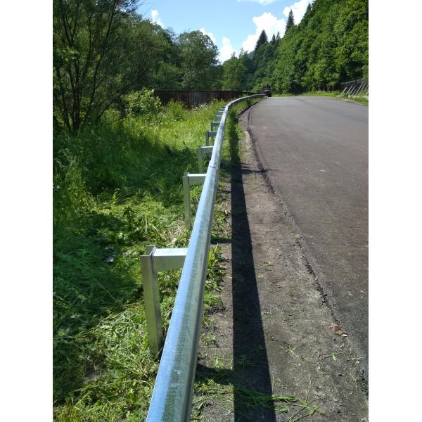 750Mpa Strength Steel Highway Guardrail System W Beam With Pole Hot Dip Galvanized 80µm