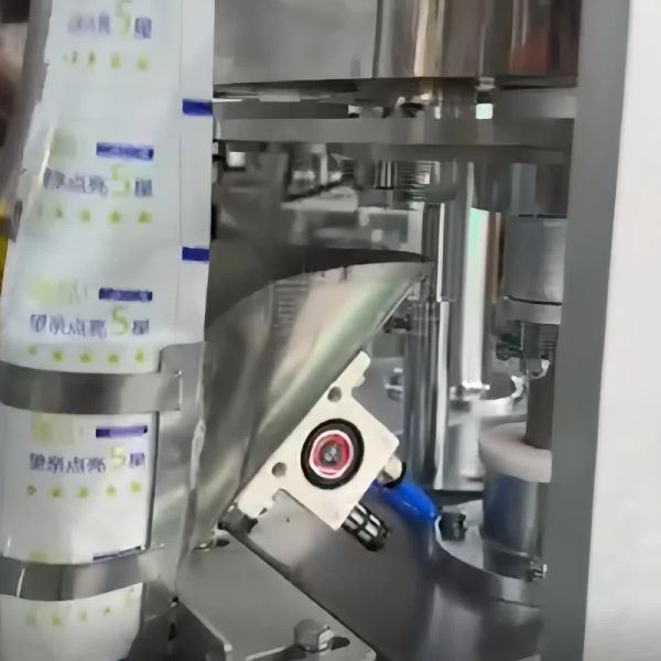 High Speed Automatic Granule Packing Machine 2.35kw 3 Side Seal Packaging Machine
