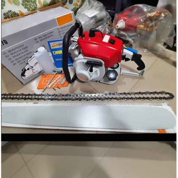 MS070 Gasoline Chainsaw 105.7cc 4.8kW Heavy-Duty Petrol Chain Saw for Big Tree Cutting