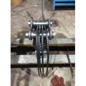 Swingable Fully Automatic Quick Hitch with Customizable Parameters for
