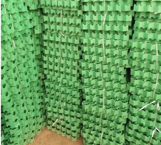 Outdoor Function Honeycomb Paving Grid for High Compressive Strength Driveway Paving