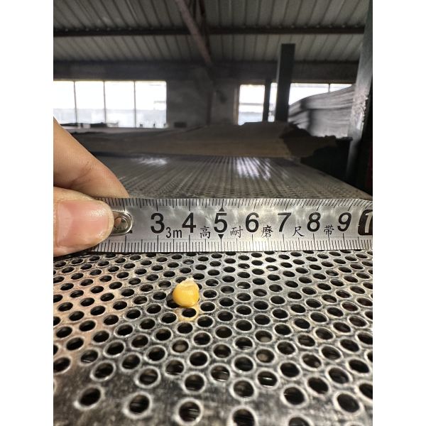 Perforated Galvanized Steel Grate Panels 3mm Thick High Load Bearing Capacity