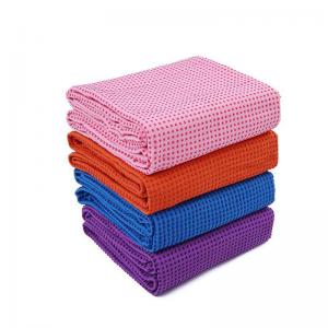 China Custom Print Logo Non Slip Microfiber Yoga Towel With Corner Pocket 80X160 on sale