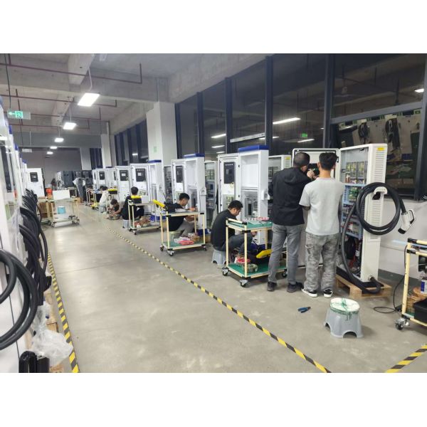 Wall Mounted AC EV Charger 7kW Single Phase Solution For Commercial Energy Partners