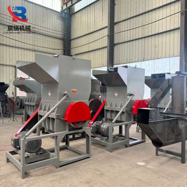 New Plastic Crusher Primarily Used for Processing Waste Plastic Products Such As PP/PE Plastic Crates Fruit Crates and Pallets