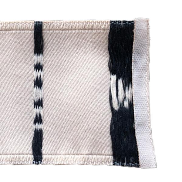 High Quality Custom garment wash care labels Design woven cloth label Customized printed cloth label