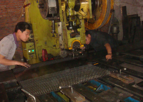 perforated metal mesh speaker grille with high quality