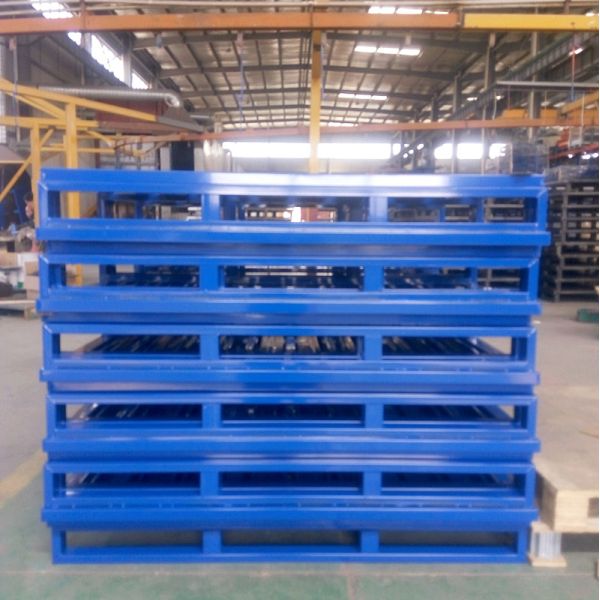 Transportation Stackable Steel Pallets , Blue Rustic Metal Stacking Pallets