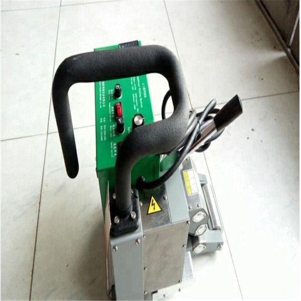 ASTM GRI-GM13 Standard Geomembrane Welding Machine for Aquaculture Industry Expansion