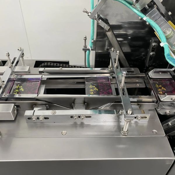 Turntable 3D Packing Machine Transparent Film Box Packaging Machine 3.5kw