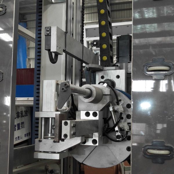 2000mm Double Glazing Machinery Sealing Line With YASKAWA Servo Control System