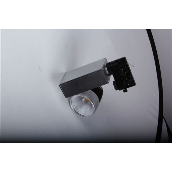 unique design Euro standard 135lm/w 20w 2400-2700lm cob led track light
