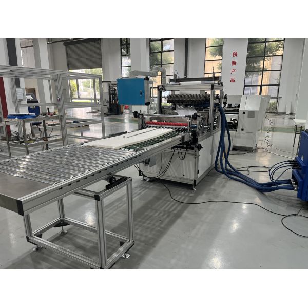 High Efficient Automatic Foam hot melt adhesive Intermittent Gluing and Wave Receiving Production Line