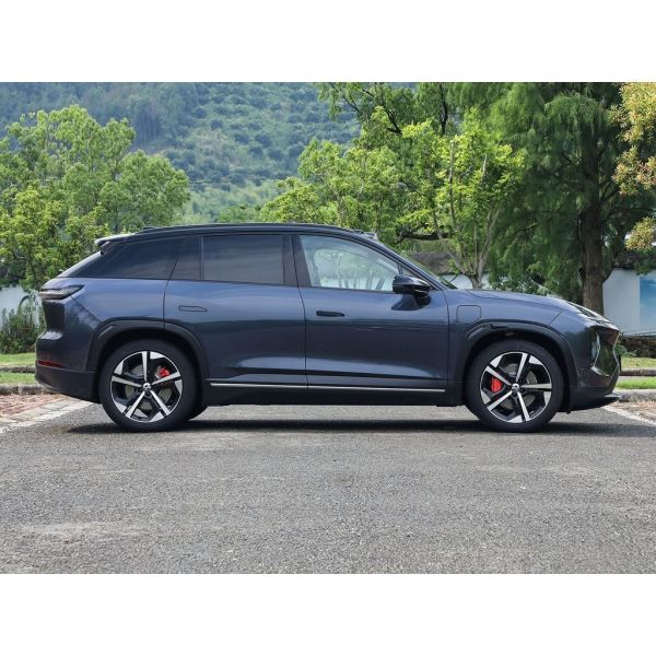 620KM Electric Off Road Vehicle Medium To Large 5 Doors Nio ES7 Electric SUV