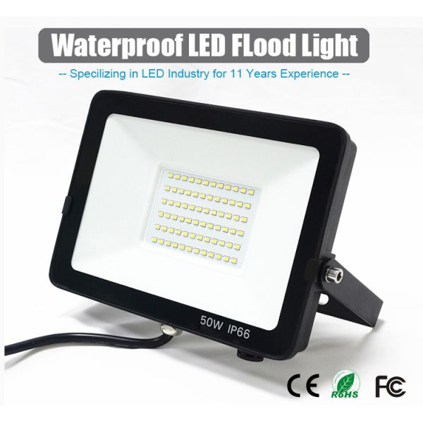Outdoor Aluminum Ultra Slim LED Floodlight 4500lm IP66 50w 4500lm