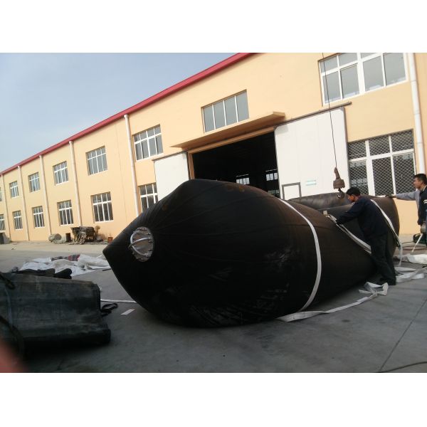 Wear Resistant Inflatable Dock Fenders Natural Rubber Materials CCS Assured