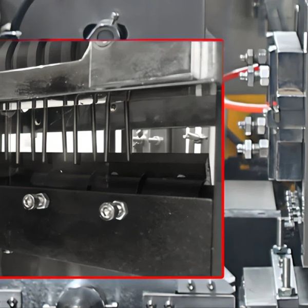 Transparent Film Wrapping Machine 3D Cosmetics Packaging Machine Full Automatic