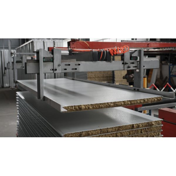 1.1 Tons Anti Theft Prefab Folding Container House Office European Standard