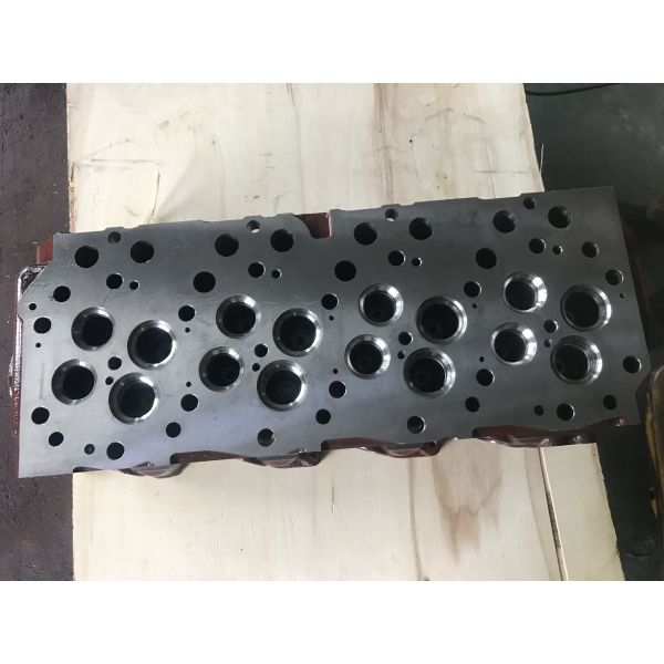 Hino Engine NO4C NO4CT Casting Iron Cylinder Head