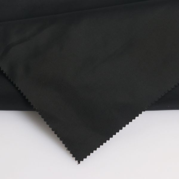 Robust and durable jacket/down jacket recycled polymer shape memory fabric