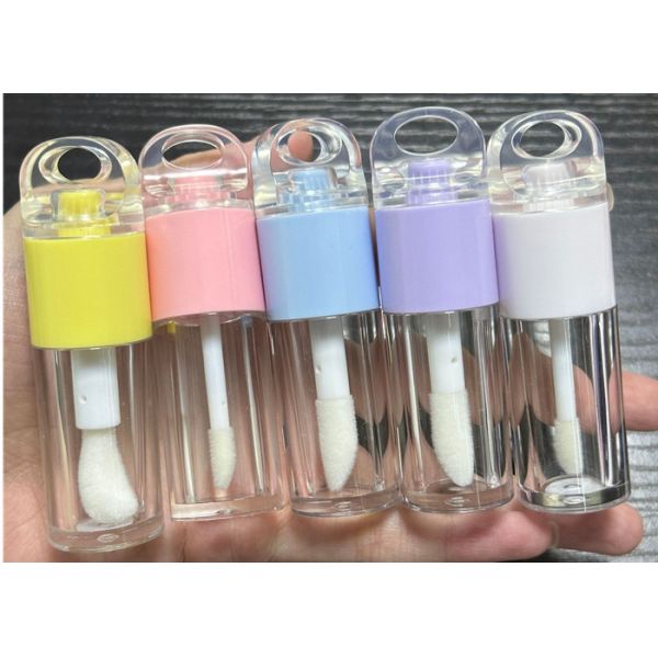 Keychain Hole Shape Cap 4ml Thick Round Lip Gloss Rod Tube Unique Large Brush Lip Gloss Bottle Lip Gloss Container