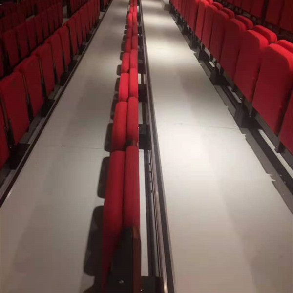 Customized Size Telescopic Bleacher Seating Motorized Bleachers 300mm Step Height