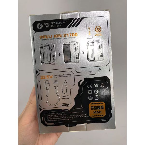 Interchangeable Clip Power Bank 5000mAh Li Polymer Battery Detachable Portable Slim Wired Fast Charger with Cable