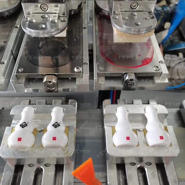 Semi Auto Pneumatic Pad Printing Machine