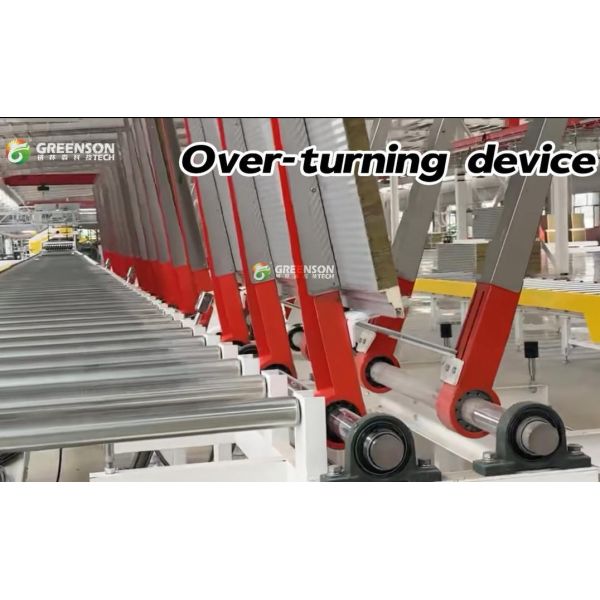Lightweight Full-Automatic PU Wall Panel Making Machine CE Certified Sandwich Panel Line Equipment