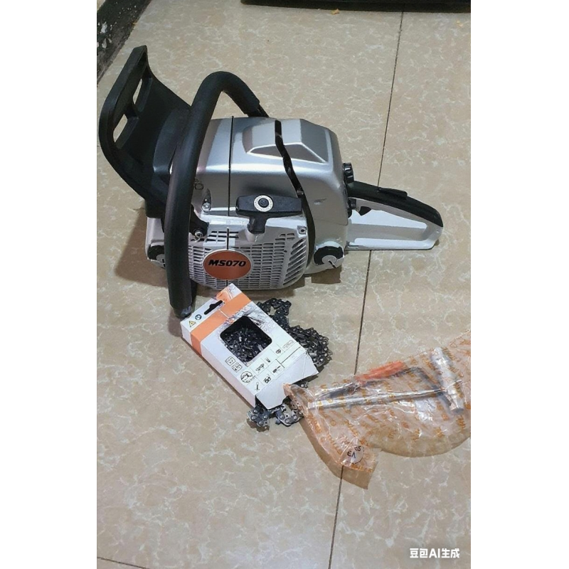 High Power 4.8kw 070/070AV Two-stroke 105cc Industrial Chainsaw With25inch 36inch 42inch Guide Bar and Chain