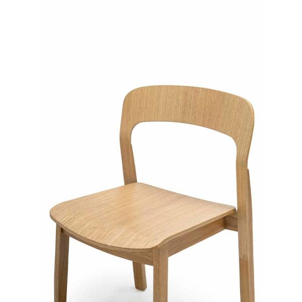 Solid Wood Stackable Restaurant Chair Veneered American Oak Plywood Seating