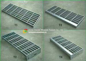 China 30 X 3 Steel Stair Treads Grating Material Saving Easy Lifting Good Ventilation on sale