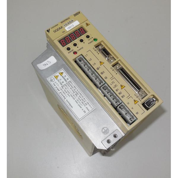 Yaskawa SGDM-10AN-P AC SERVO AMPLIFIER 200-230V 7A 1KW NEW