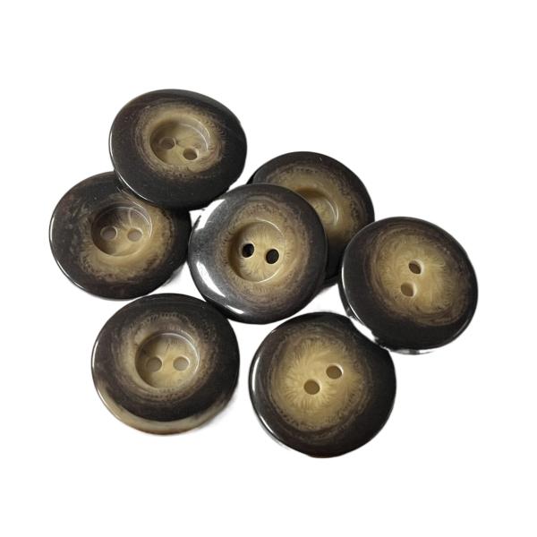 Women'S Coat Irregular Mould Faux Horn Button With Slot On The Central Two Hole