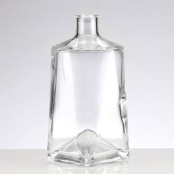 Clients' Specific Requirements 500ml Round Glass Wine Bottle with Square Bottom