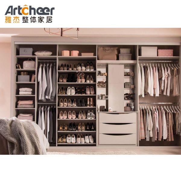 Solid Wood Wardrobe with White Laminated Finish and Customized Size Walk In Closet