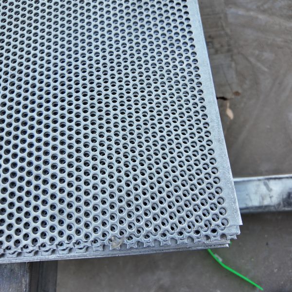Paintable Perforated Metal Sheet For American-Style Decoration