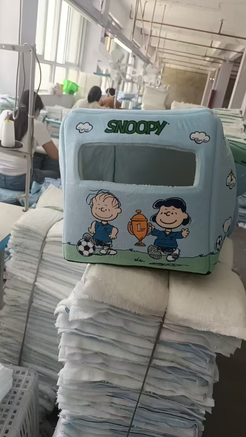 Medium Size Machine Washable Custom Made Dog Beds OEM