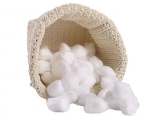 China High Profile Surgical Medical Cotton Balls , Soft Absorbent Cotton Balls 25MM on sale