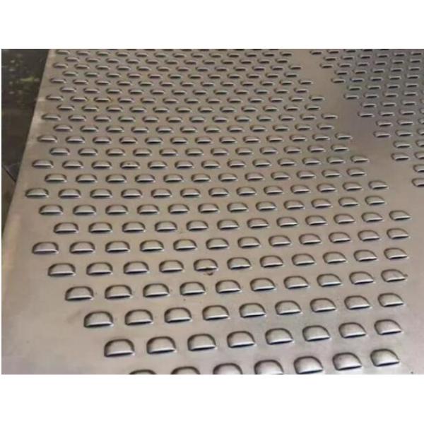 CNC Punching Perforated Metal Plate with 1-5mm Thickness Non-Skid Anti-Slip Steel Sheet