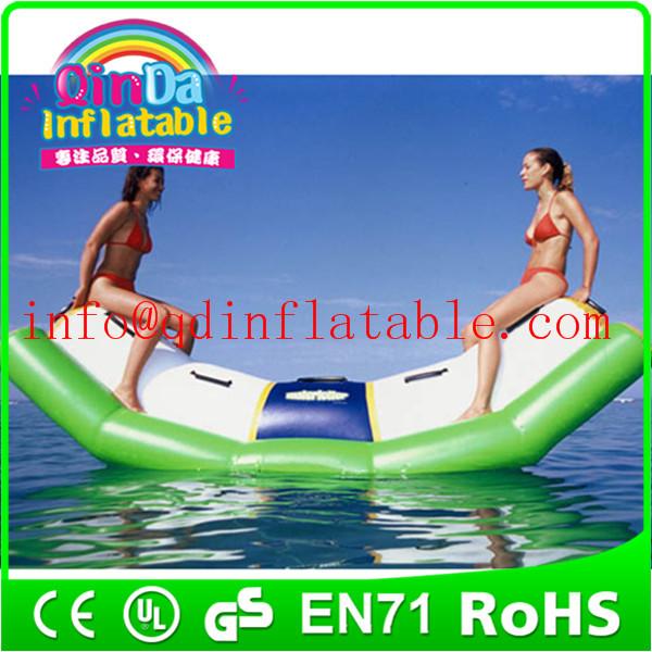 Quality water amusement park custom inflatable water teetertotter toy seesaw for water fun for sale