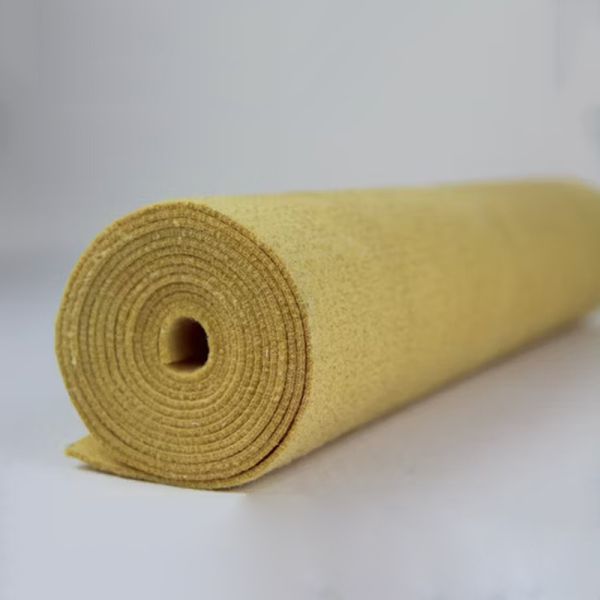 High Temperature Resistance P84 Filter Media with Tri-Lobal Fiber Structure for Low Back Washing Pressure in Air Filtration