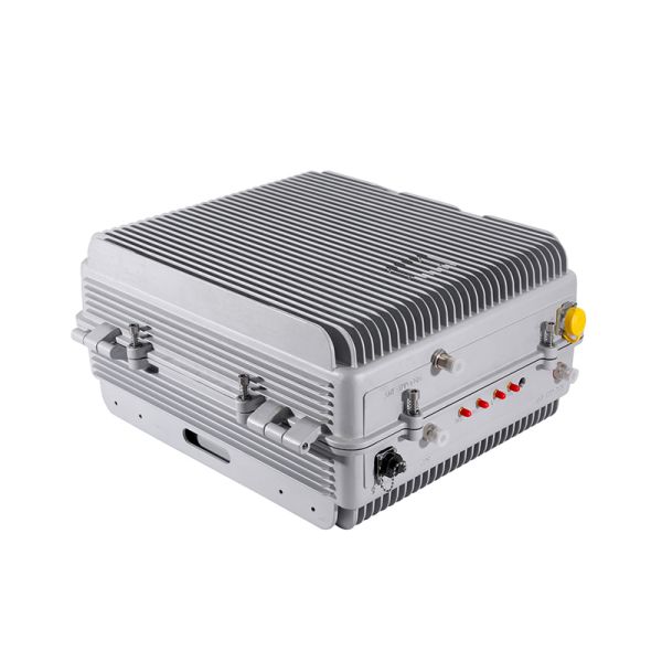 Low Latency DCS Microwave Frequency Shifting Repeater With Digital Pre Distortion For High Quality RF Relaying