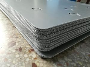 China 2mm-6mm Polypropylene Honeycomb Sheet Waterproof PP Corrugated Board on sale