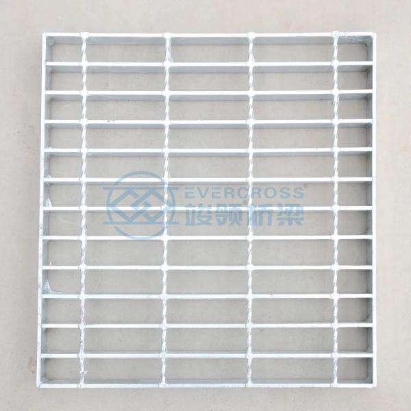 High Security Galvanized Serrated Steel Grating Stair Grating Tread Welding Plate