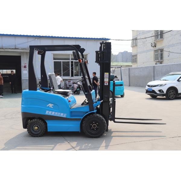 Electric Outdoor Forklift 4 wheel 420Ah Battery 1.5-3.5 Tons Capacity